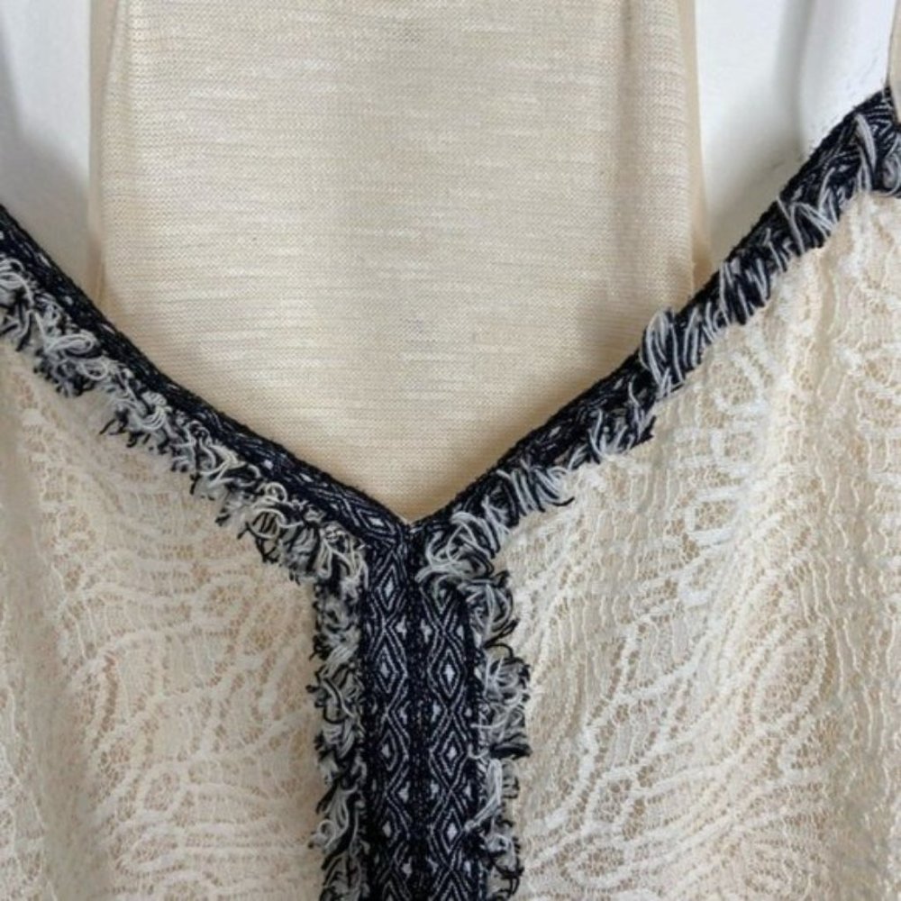 Akemi+Kin lace boho style swing tank - Picture 12 of 12
